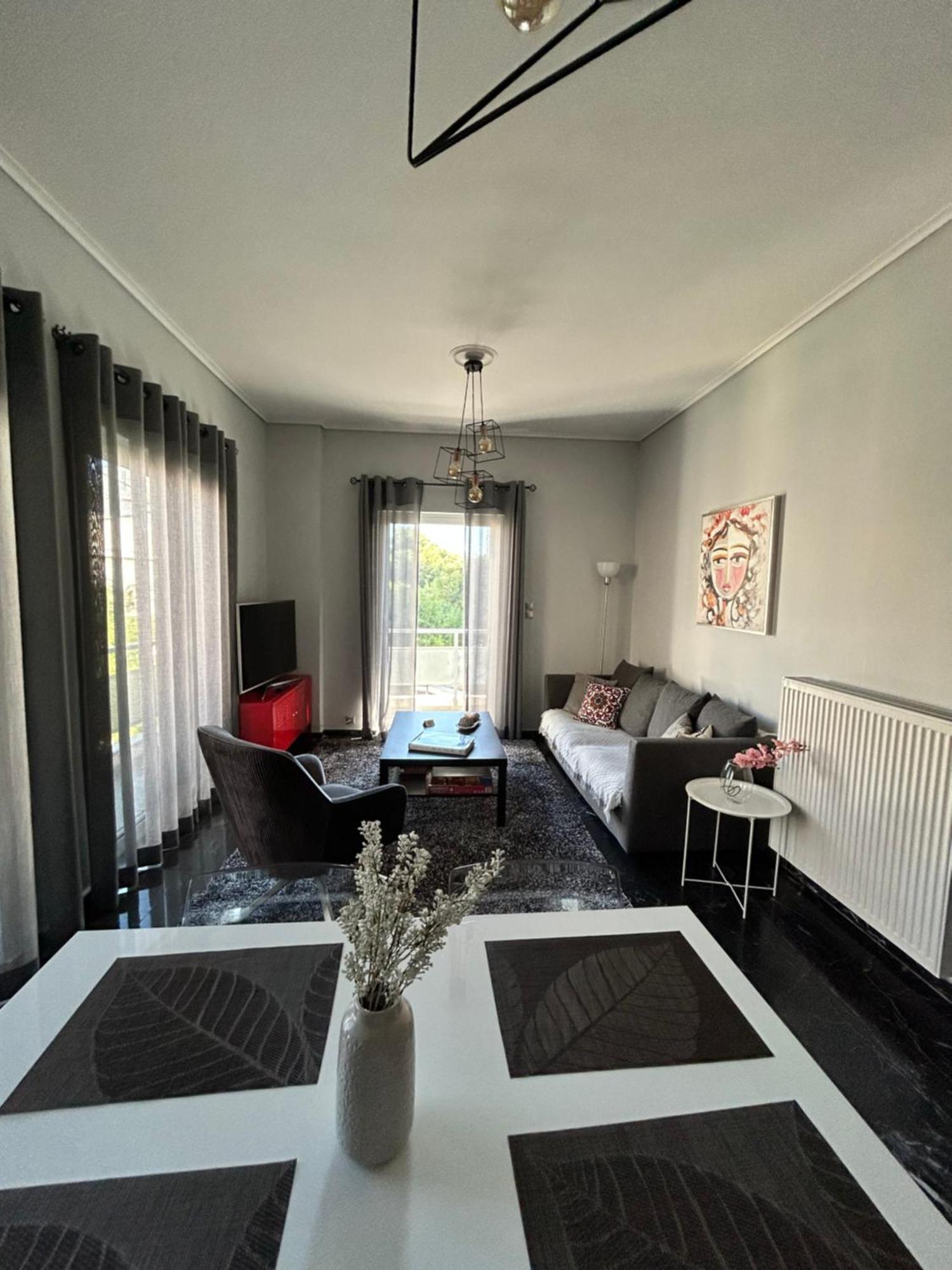 Beautiful Apartment Next To Metro Station Athen Exterior foto